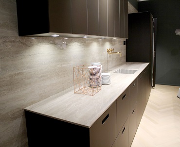 Travertine-Highgloss